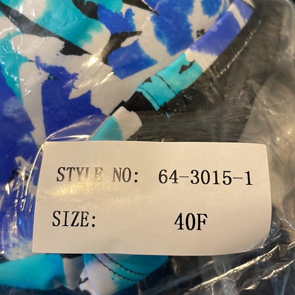 Retro bra sized bikini top with extra coverage - Picture 7 of 7